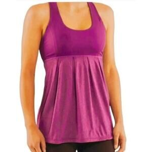Lululemon Tank Top Womens Size 8 Gray Racerback Shelf Bra Tank Top Athletic Top